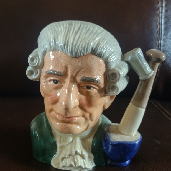 Royal Dalton character jug from Williamsburg - Picture 1 of 3